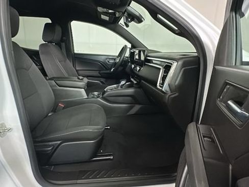 Used 2023 GMC Canyon Elevation w/ Convenience Package AWD/4WD image 30
