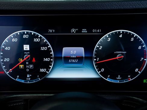 Used 2020 Mercedes-Benz G 550 image 38