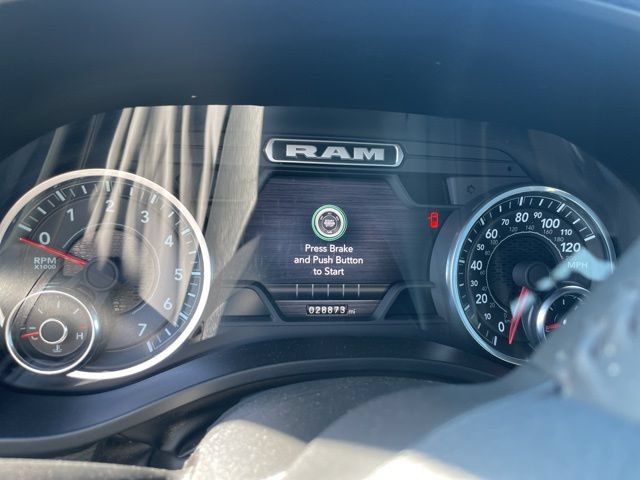 Used 2024 RAM 1500 Laramie AWD/4WD image 10