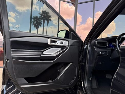 Used 2020 Ford Explorer ST w/ Premium Technology Package AWD/4WD image 37