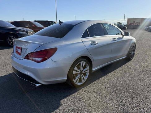 Used 2014 Mercedes-Benz CLA 250 image 6