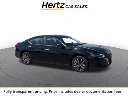 Used 2025 Nissan Altima 2.5 SV