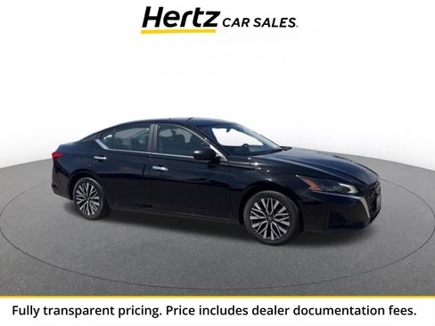 Used 2025 Nissan Altima 2.5 SV FWD image 1
