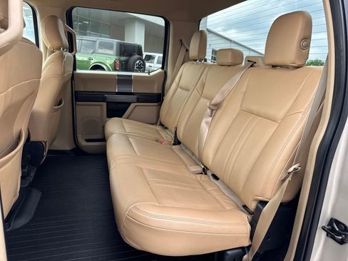Used 2018 Ford F150 XLT w/ Equipment Group 302A Luxury AWD/4WD image 11