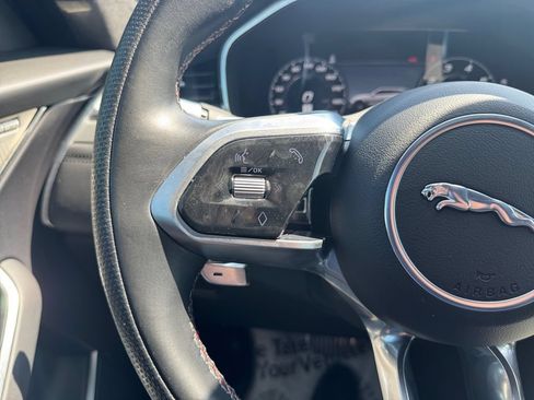 Used 2021 Jaguar F-PACE SVR AWD/4WD image 18