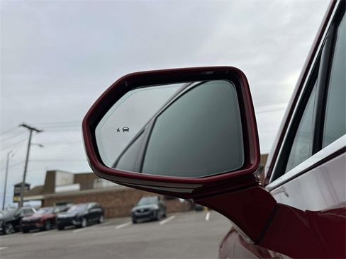 Used 2020 Cadillac XT4 Premium Luxury image 13