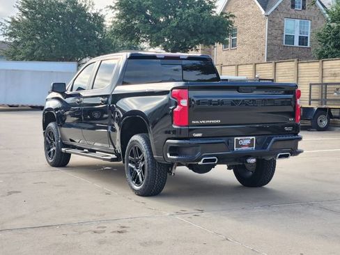 Used 2024 Chevrolet Silverado 1500 LT Trail Boss w/ Convenience Package II AWD/4WD image 3