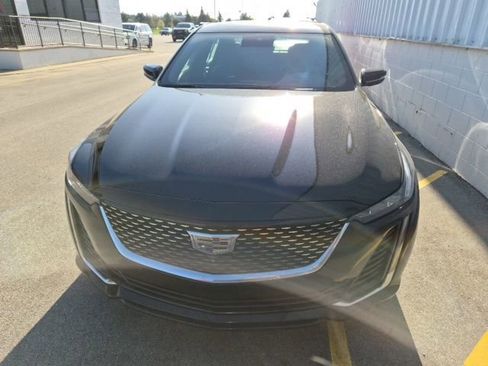 Used 2023 Cadillac CT5 Luxury AWD/4WD image 2