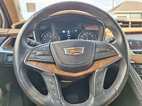 Certified 2024 Cadillac XT5 Premium Luxury w/ Platinum Package image 15