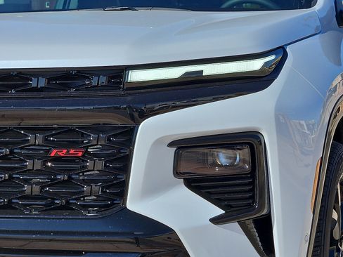 New 2027 Chevrolet Traverse RS FWD image 7