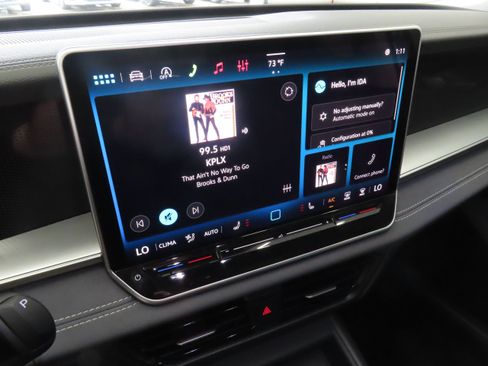 New 2026 Volkswagen Tiguan SE FWD image 17