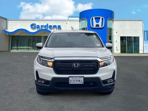 Used 2025 Honda Ridgeline RTL+ image 2