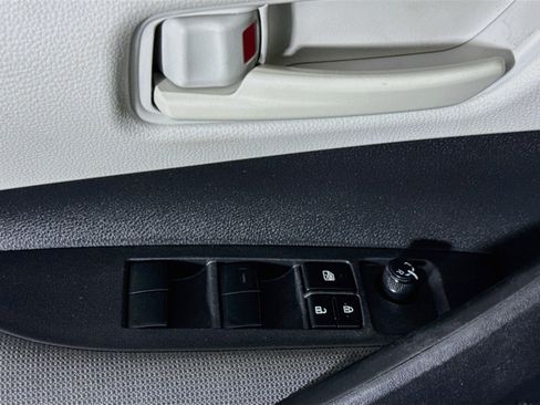 Used 2024 Toyota Corolla LE FWD image 23