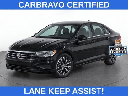 Used 2019 Volkswagen Jetta SE w/ Cold Weather Package