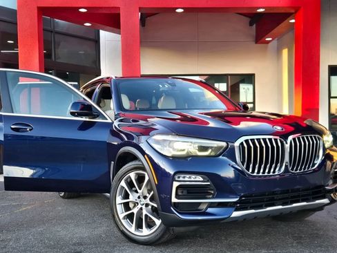 Used 2020 BMW X5 xDrive40i w/ Luxury Seating Package AWD/4WD image 16
