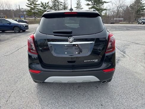 Used 2022 Buick Encore Preferred w/ Safety Package AWD/4WD image 27