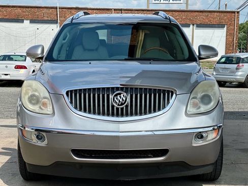 Used 2012 Buick Enclave Leather FWD image 2