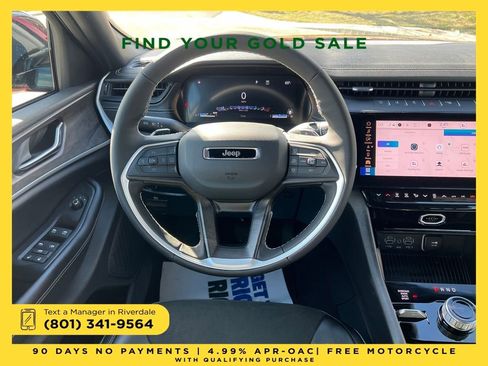 New 2026 Jeep Grand Cherokee Altitude image 13