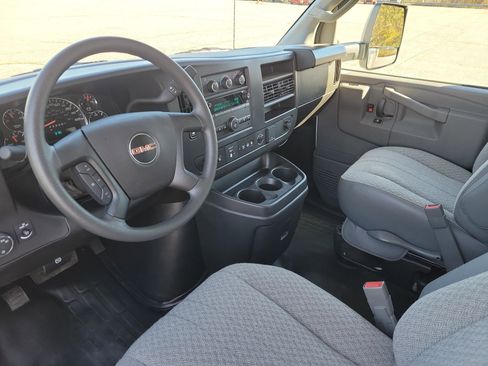 New 2025 GMC Savana 3500 Extended w/ Power Convenience Package image 19