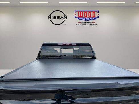 Used 2024 Chevrolet Silverado 1500 High Country w/ High Country Premium Package AWD/4WD image 16