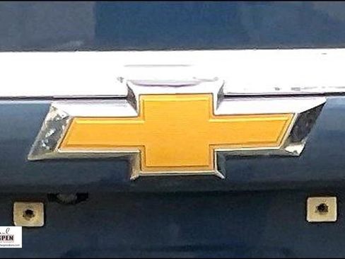 Used 2017 Chevrolet Equinox LT image 8