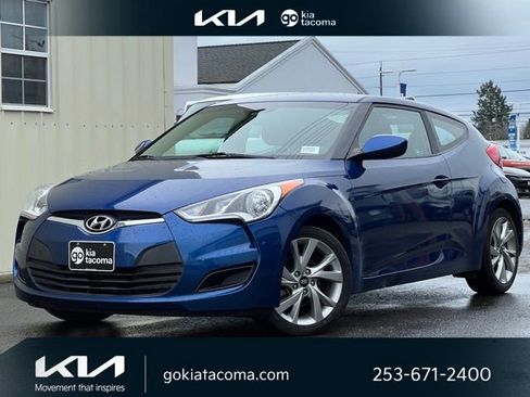 Used 2016 Hyundai Veloster FWD image 1
