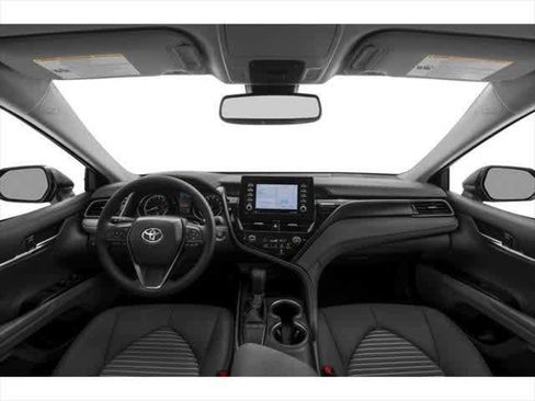 Used 2024 Toyota Camry SE FWD image 5