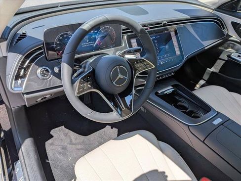 New 2026 Mercedes-Benz E 450 4MATIC Sedan image 3