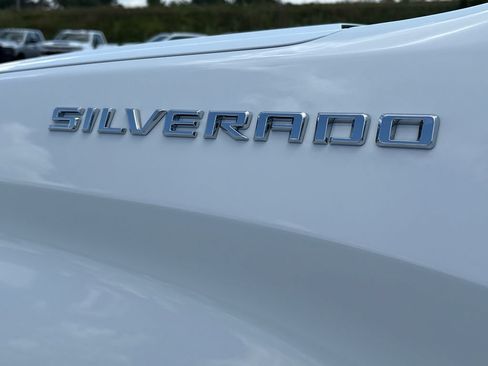 Used 2021 Chevrolet Silverado 1500 LT AWD/4WD image 48