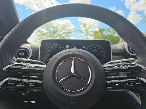 Used 2026 Mercedes-Benz C 300 4MATIC Sedan image 30