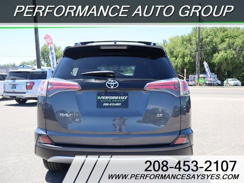Used 2016 Toyota RAV4 SE FWD image 4