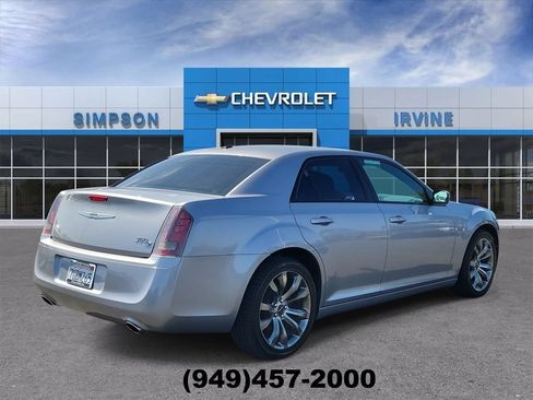 Used 2014 Chrysler 300 S RWD image 8