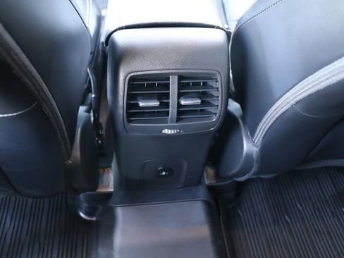Used 2023 Ford Escape Platinum AWD/4WD image 16