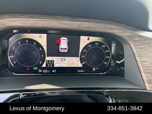 Used 2025 Volkswagen Atlas SEL Premium R-Line image 16