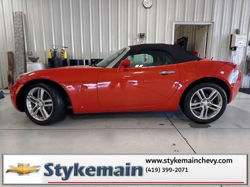 Used 2009 Pontiac Solstice Street Edition image 5