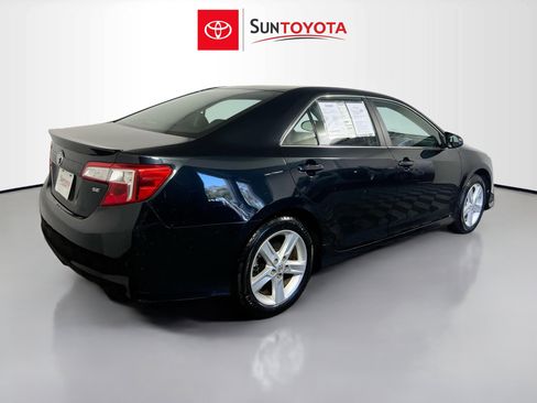 Used 2012 Toyota Camry SE image 4