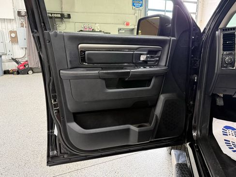 Used 2018 RAM 1500 Sport w/ Convenience Group AWD/4WD image 8
