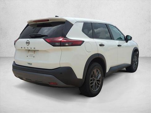 Used 2023 Nissan Rogue S FWD image 5