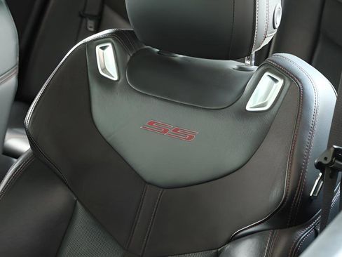 Used 2017 Chevrolet SS image 23