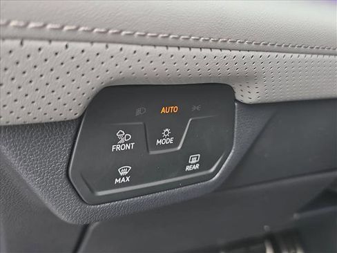 New 2026 Volkswagen Atlas Peak Edition AWD/4WD image 7