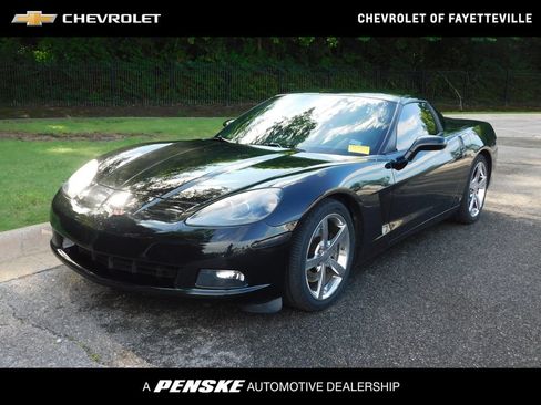 Used 2009 Chevrolet Corvette Coupe w/ Preferred Equipment Group RWD image 1