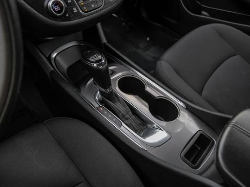 Used 2020 Chevrolet Malibu LT image 23