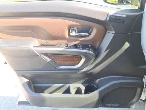 Used 2017 Nissan Titan Platinum Reserve image 24