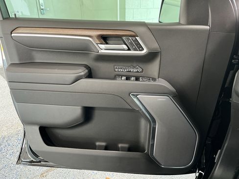 New 2026 Chevrolet Silverado 1500 High Country w/ Midnight Edition AWD/4WD image 27