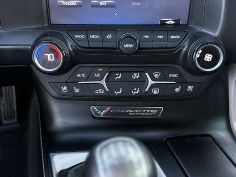 Used 2015 Chevrolet Corvette Stingray Convertible w/ 2LT Preferred Equipment Group image 19