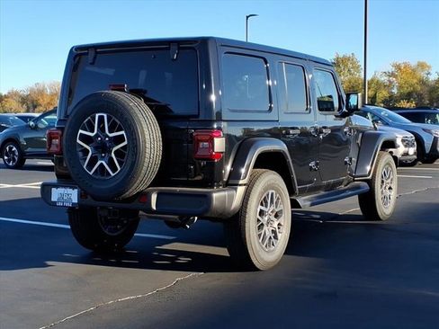 New 2026 Jeep Wrangler Sahara image 16