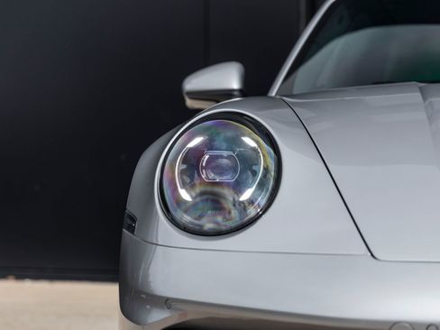 Certified 2026 Porsche 911 Carrera T RWD image 20