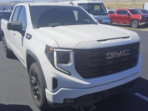 Used 2023 GMC Sierra 1500 Elevation w/ X31 Off-Road Package AWD/4WD image 2