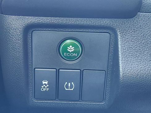 Used 2017 Honda HR-V EX image 22