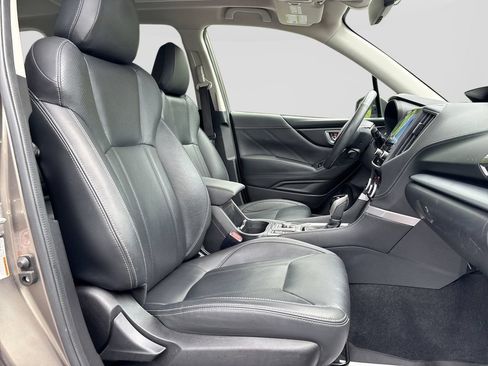 Used 2020 Subaru Forester Limited AWD/4WD image 29